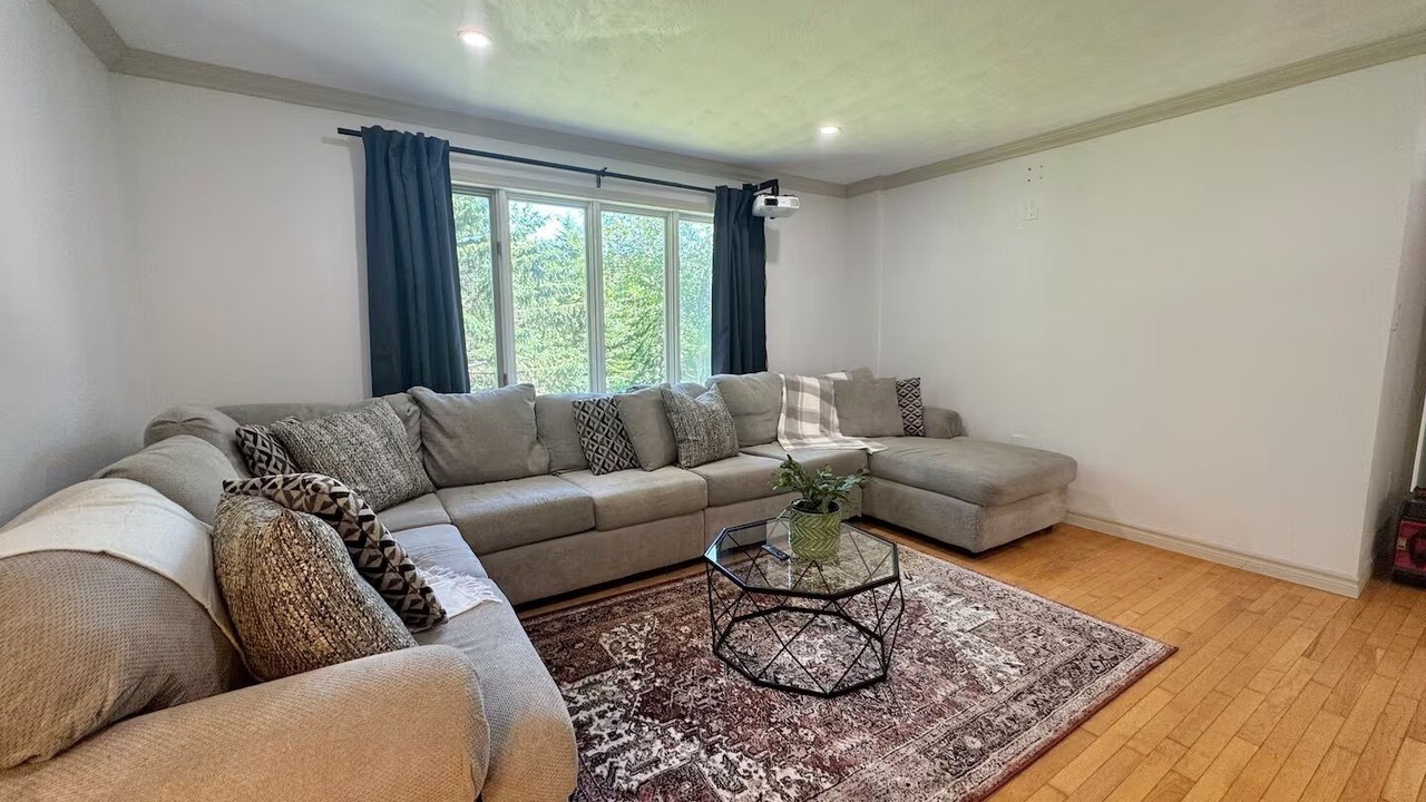 Photo of Livingroom in Upper Sackville