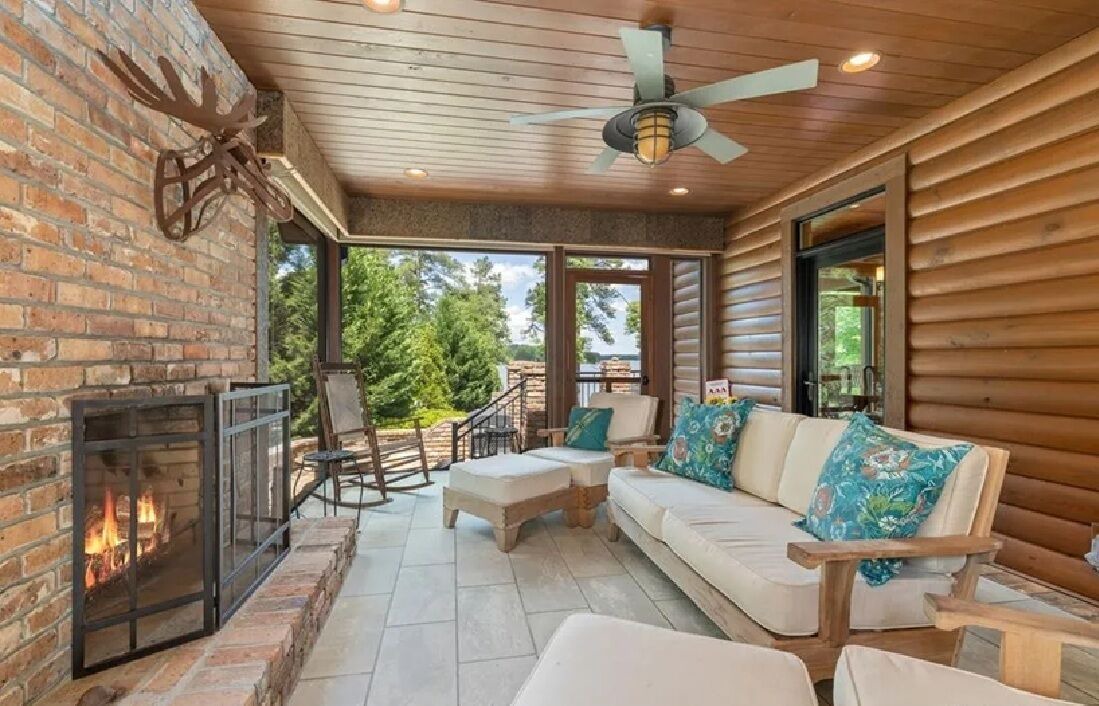 Photo of Livingroom in Macon