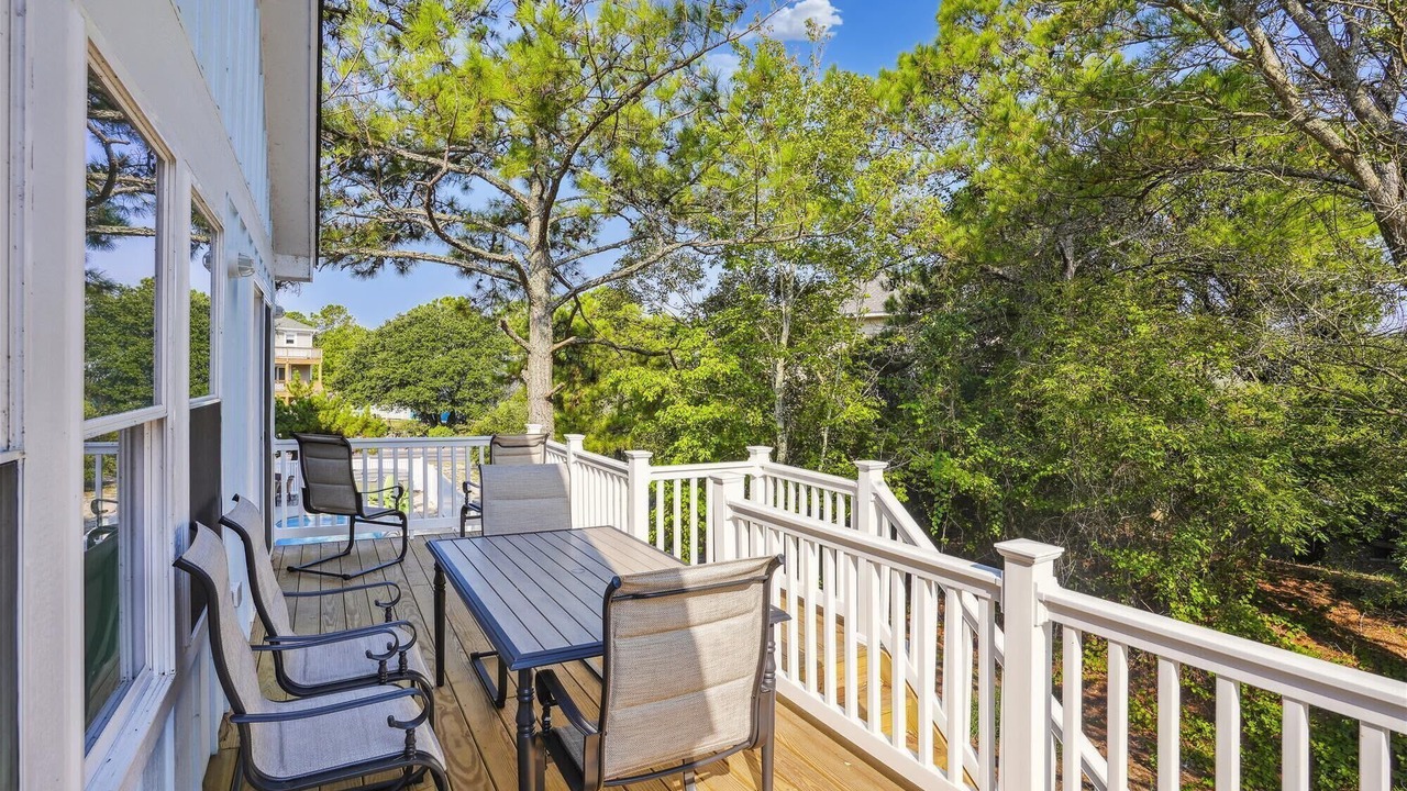 Photo of Outdoor in Monteray Shores