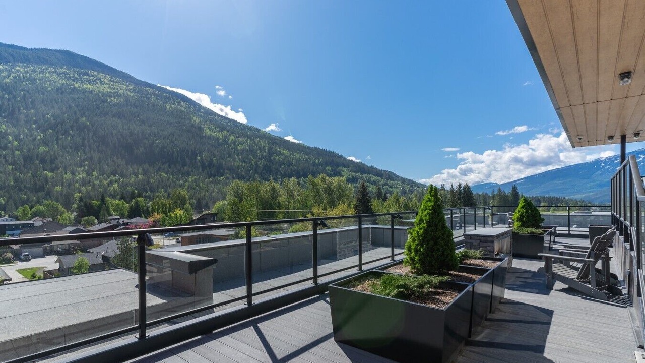 Photo of Others in Revelstoke