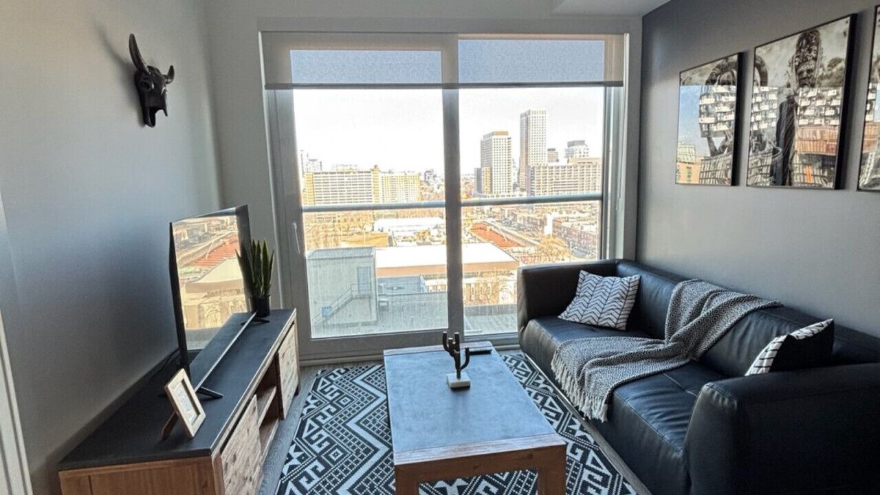 Photo of Livingroom in Downtown Toronto