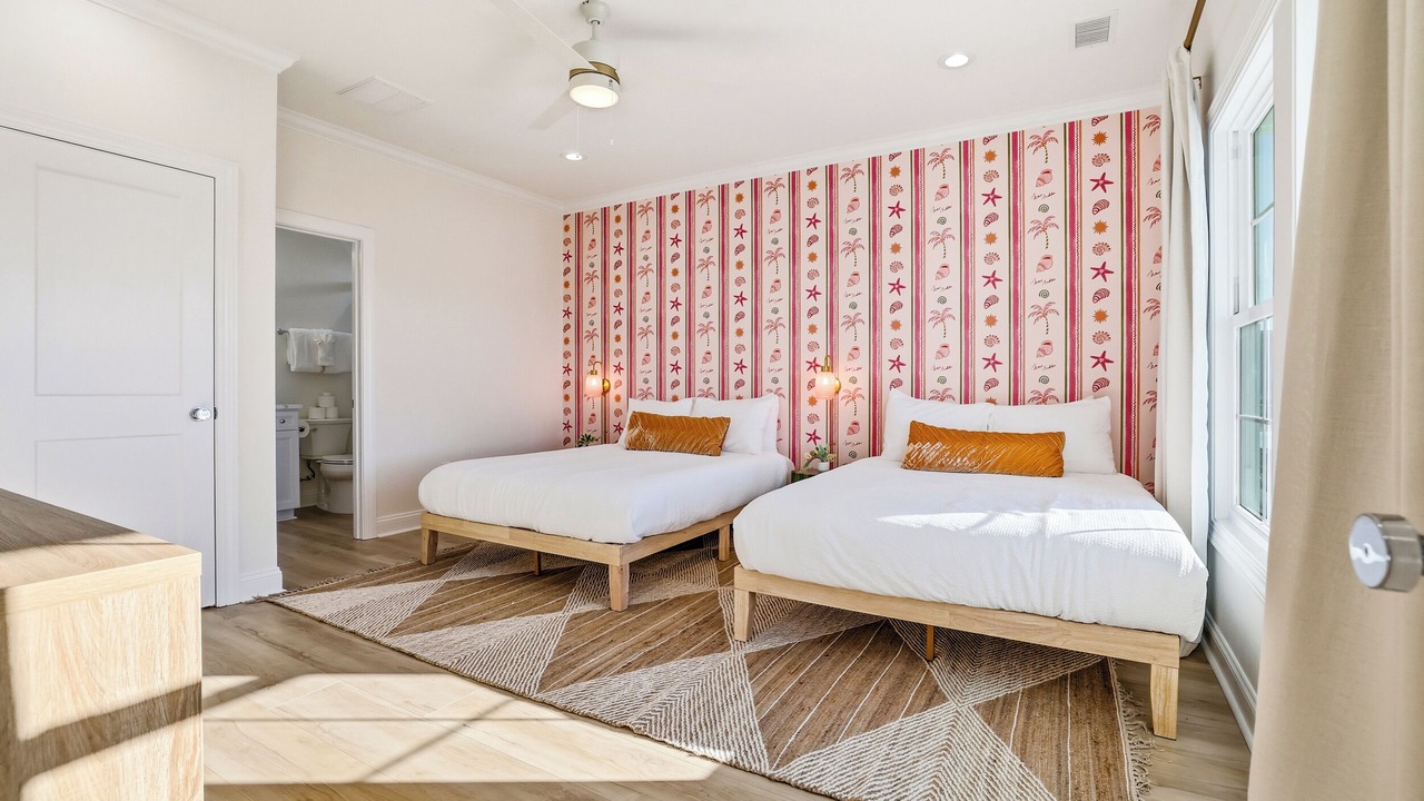 Photo of Bedroom in Cherry Grove Beach