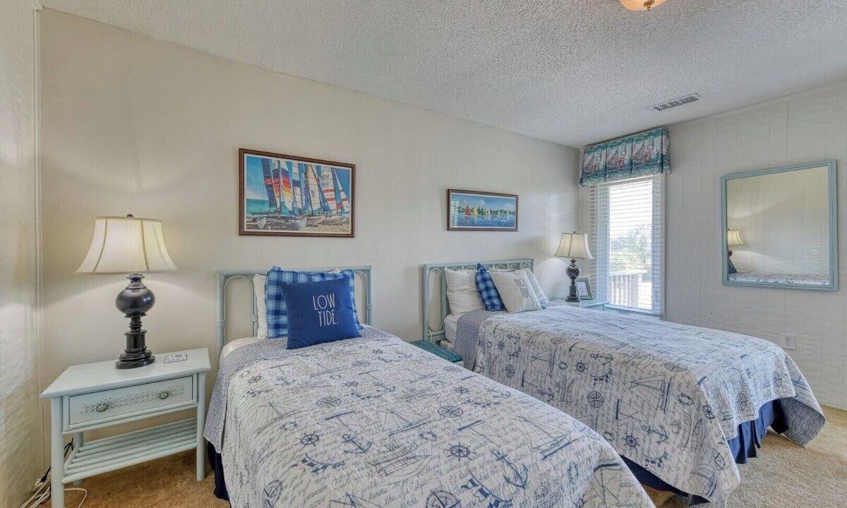 Photo of Bedroom in Inlet Harbour