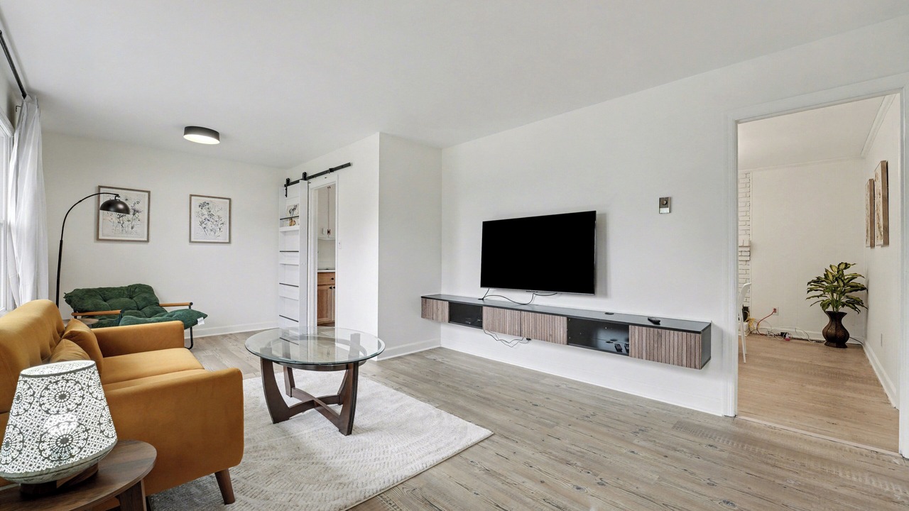 Photo of Livingroom in Raleigh