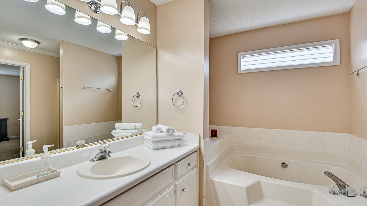 Photo of Bathroom in Martinez