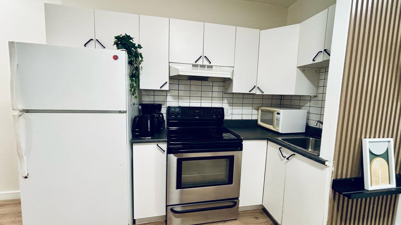Photo of Kitchen in De Lorimier