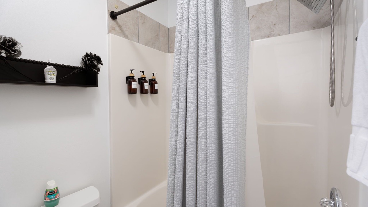 Photo of Bathroom in South View