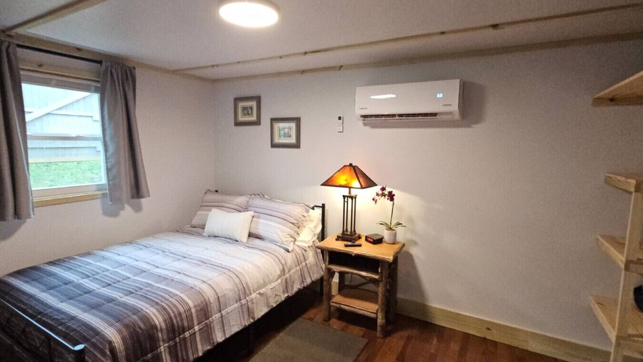 Photo of Bedroom in Arden