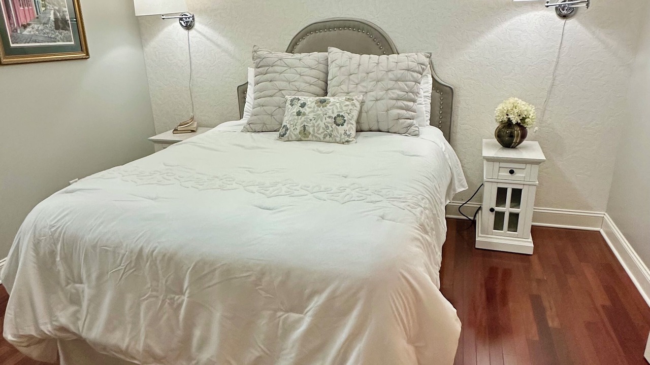 Photo of Bedroom in Greenville - Spartanburg