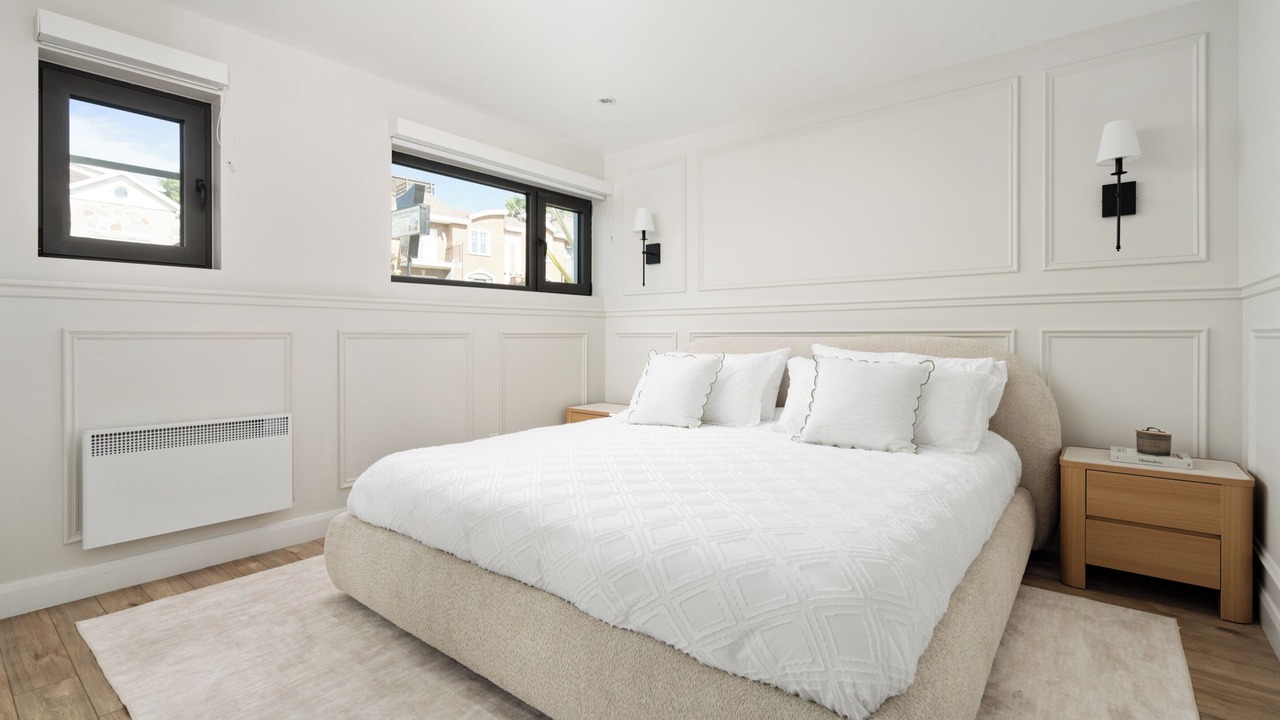 Photo of Bedroom in Laval