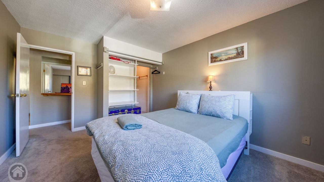 Photo of Bedroom in East Kootenay