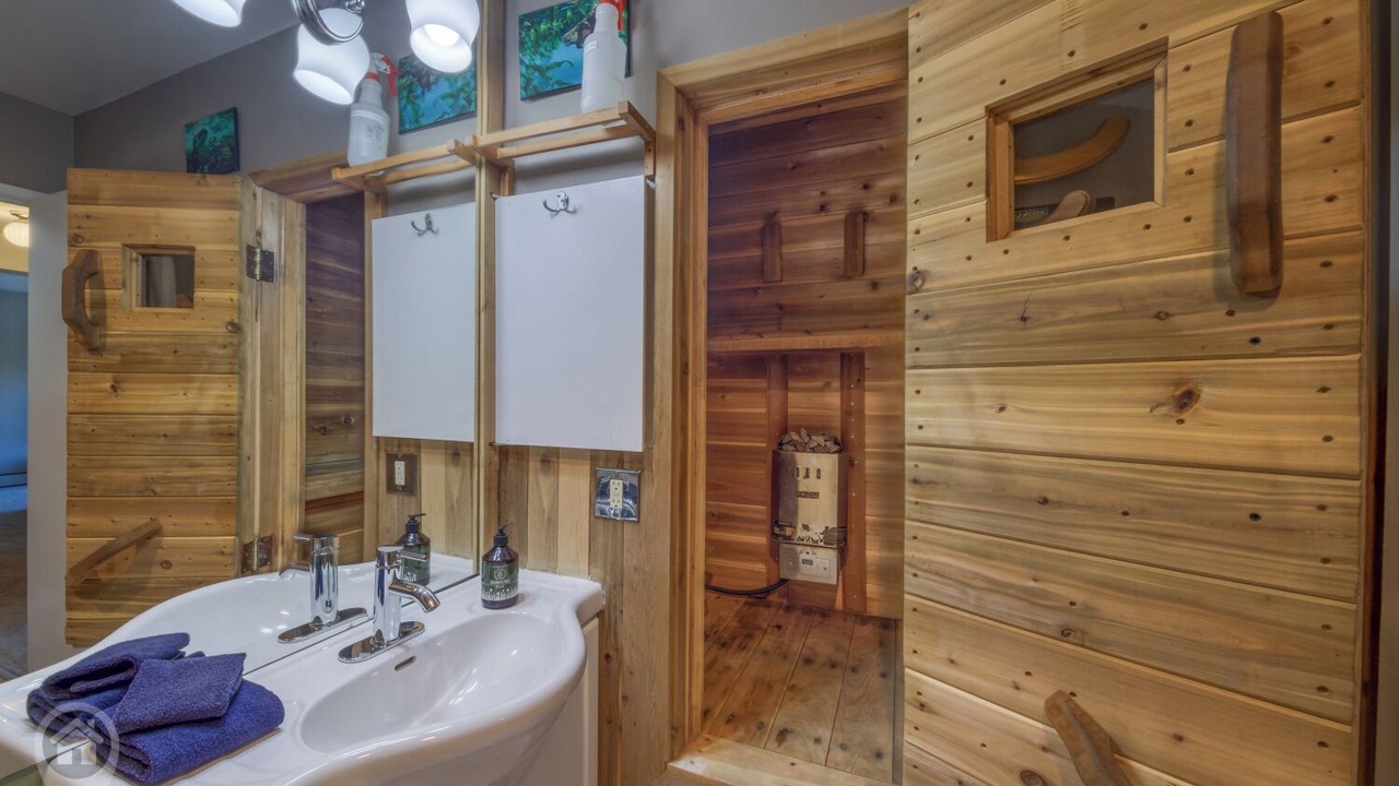Photo of Bathroom in East Kootenay