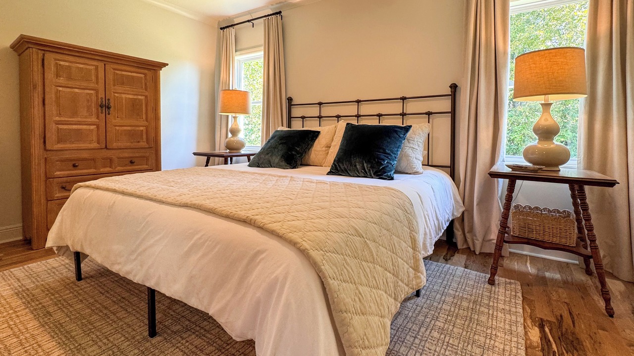 Photo of Bedroom in Minturn