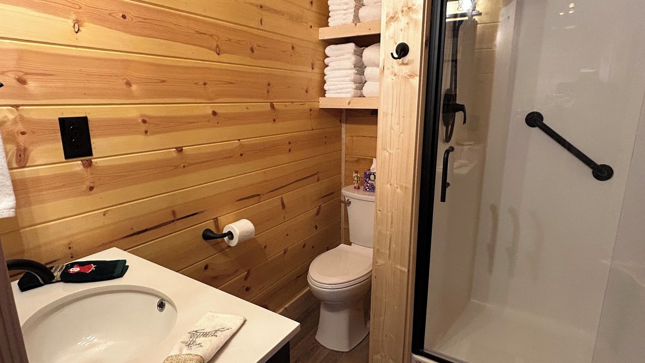 Photo of Bathroom in Marion