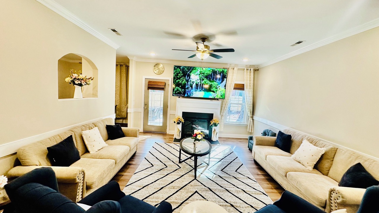 Photo of Livingroom in Rocky Mount