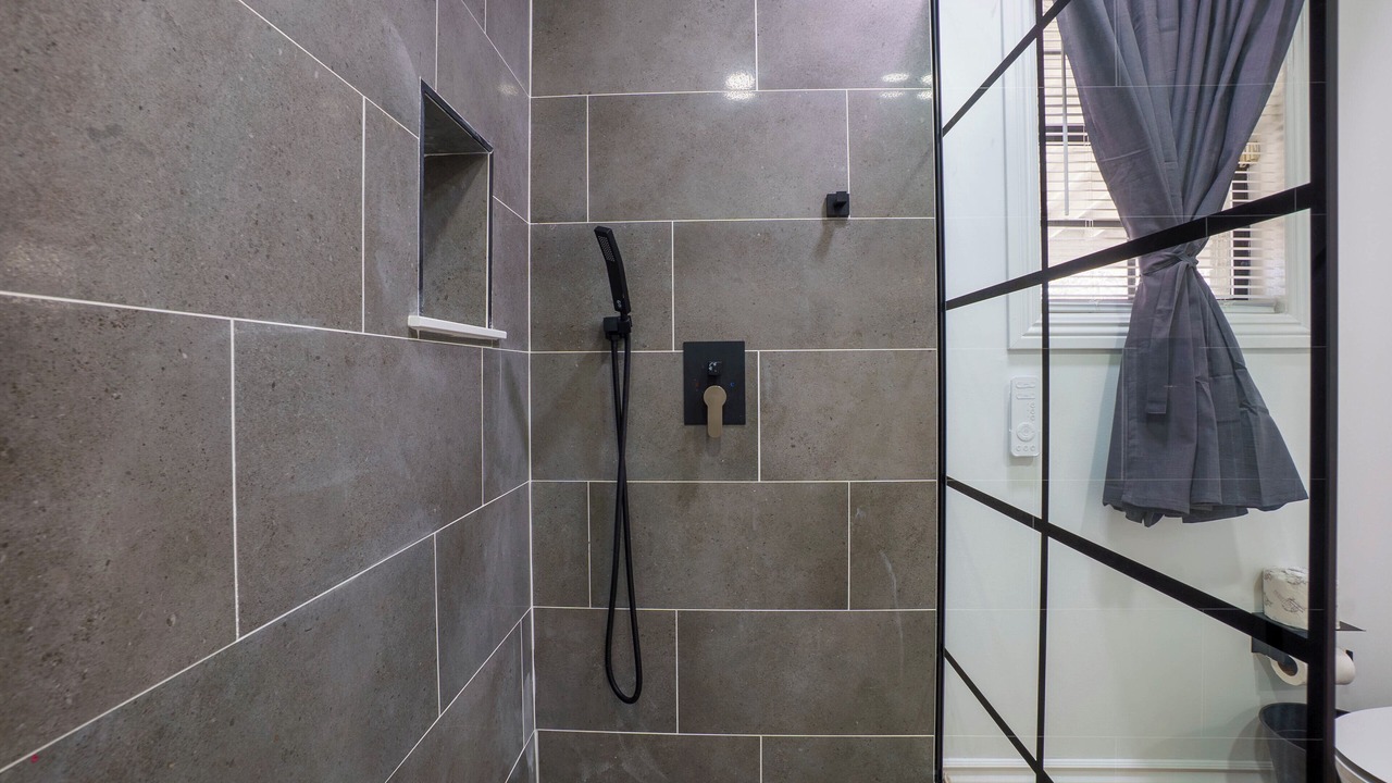 Photo of Bathroom in Walnut Grove