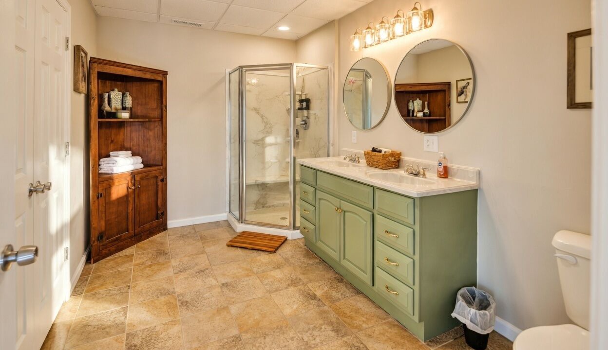 Photo of Bathroom in Troy