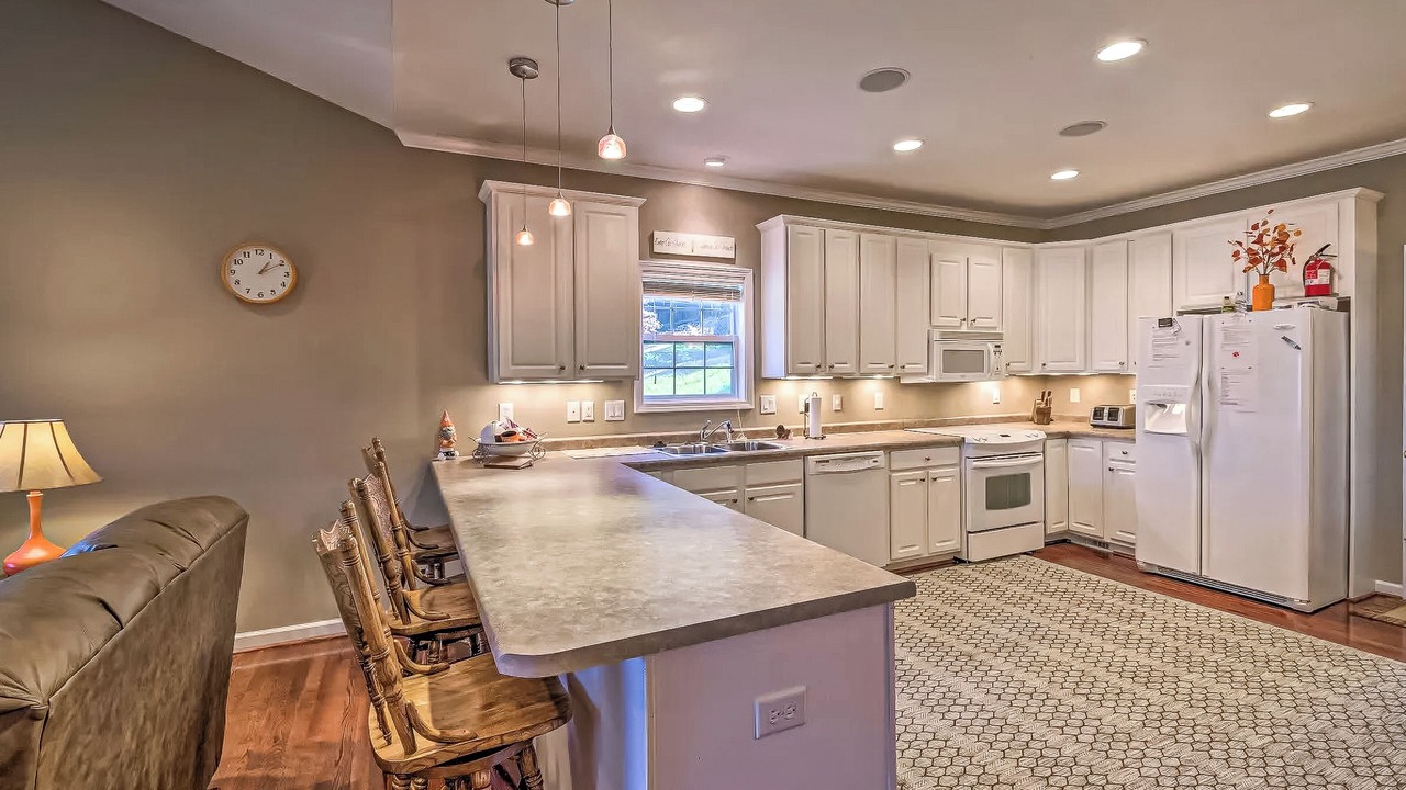 Photo of Kitchen in Seneca