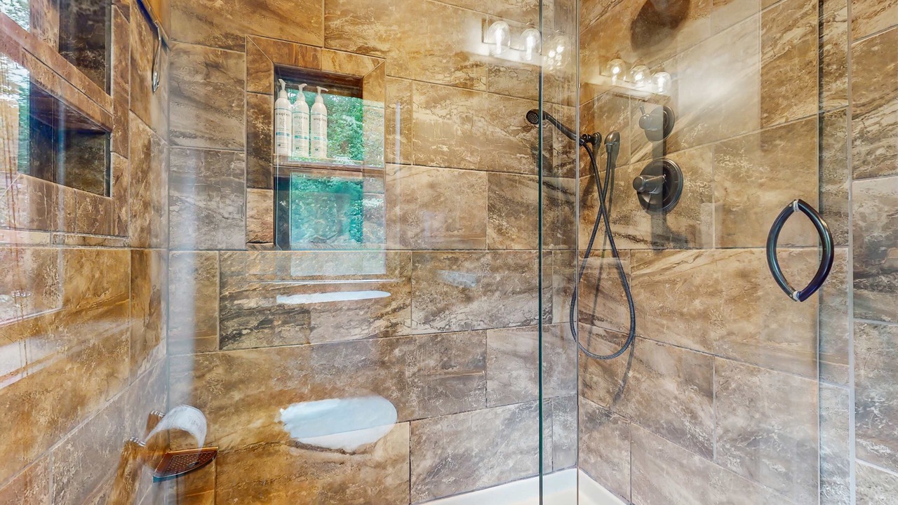 Photo of Bathroom in Maynardville