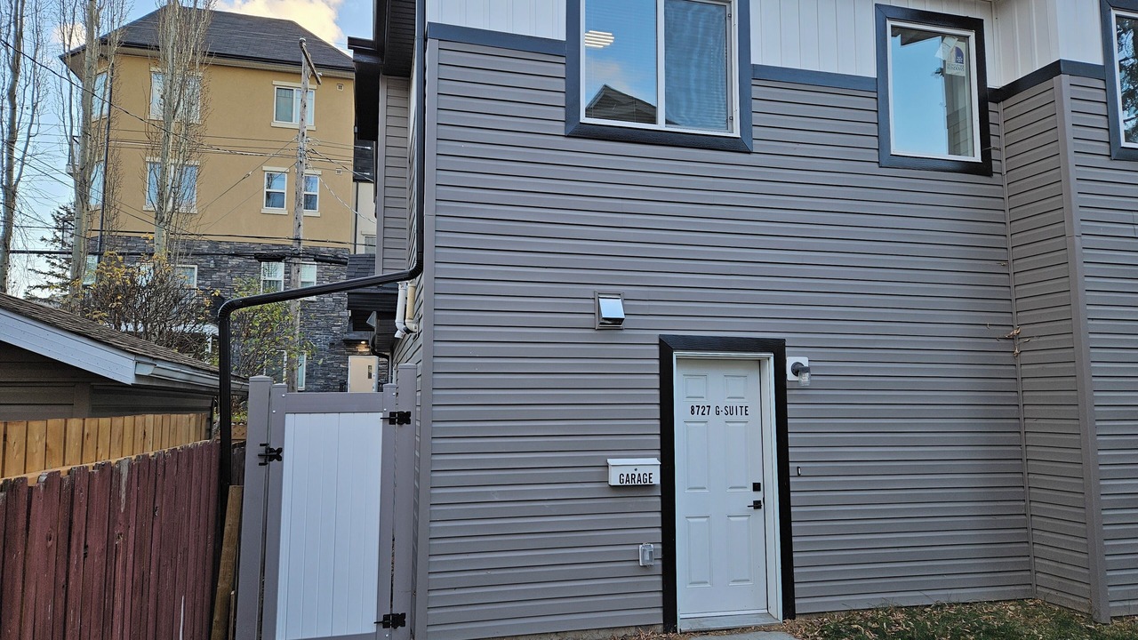 Photo of Outdoor in Whyte ave