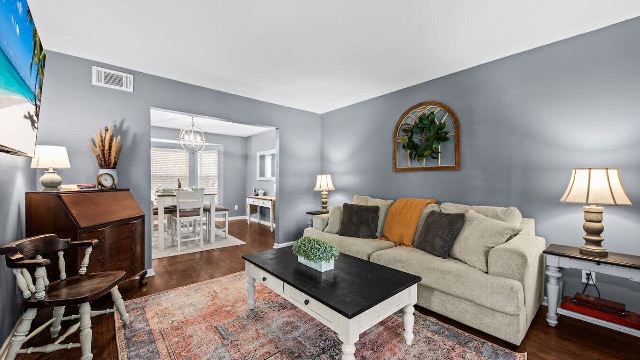 Photo of Livingroom in North Charleston