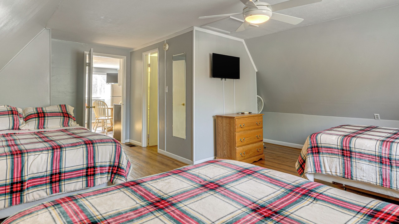 Photo of Bedroom in Waynesville