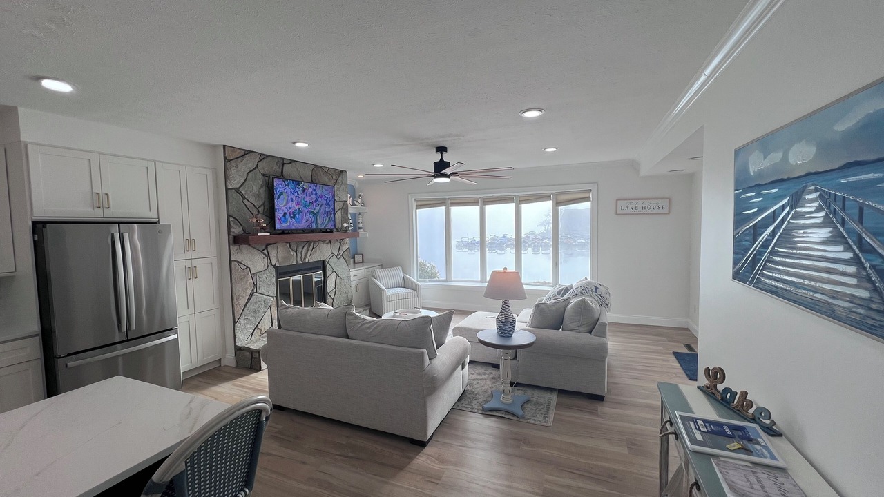 Photo of Livingroom in Salem