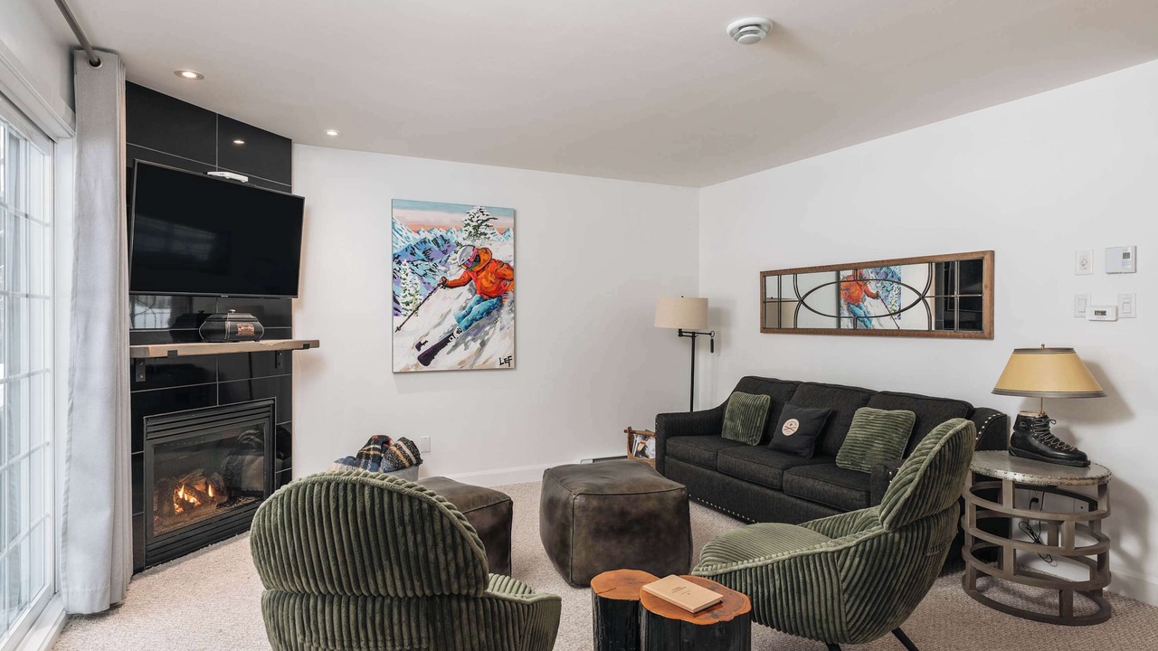 Photo of Livingroom in Saint-Faustin-Lac-Carre