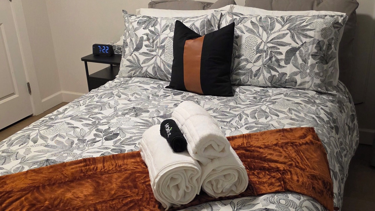 Photo of Bedroom in Canyon Heights