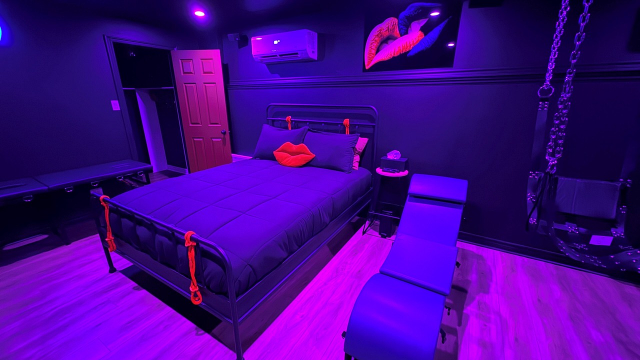 Photo of Bedroom in Clarendon