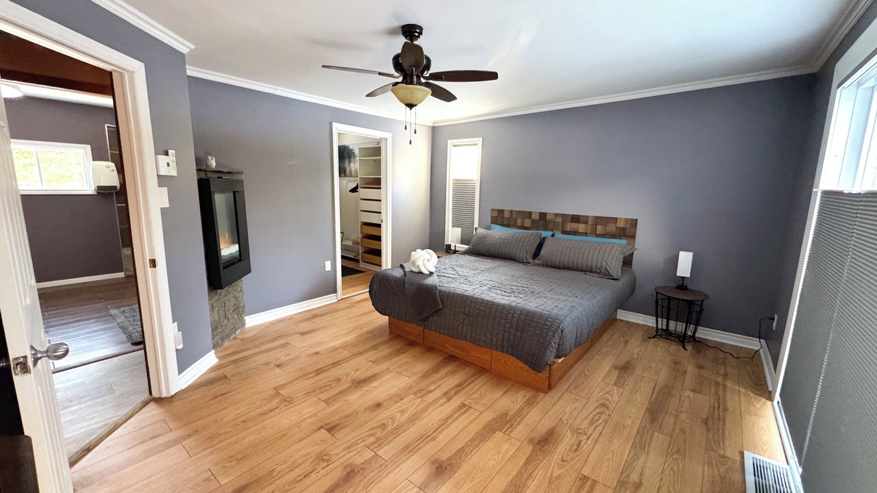Photo of Bedroom in Clarendon