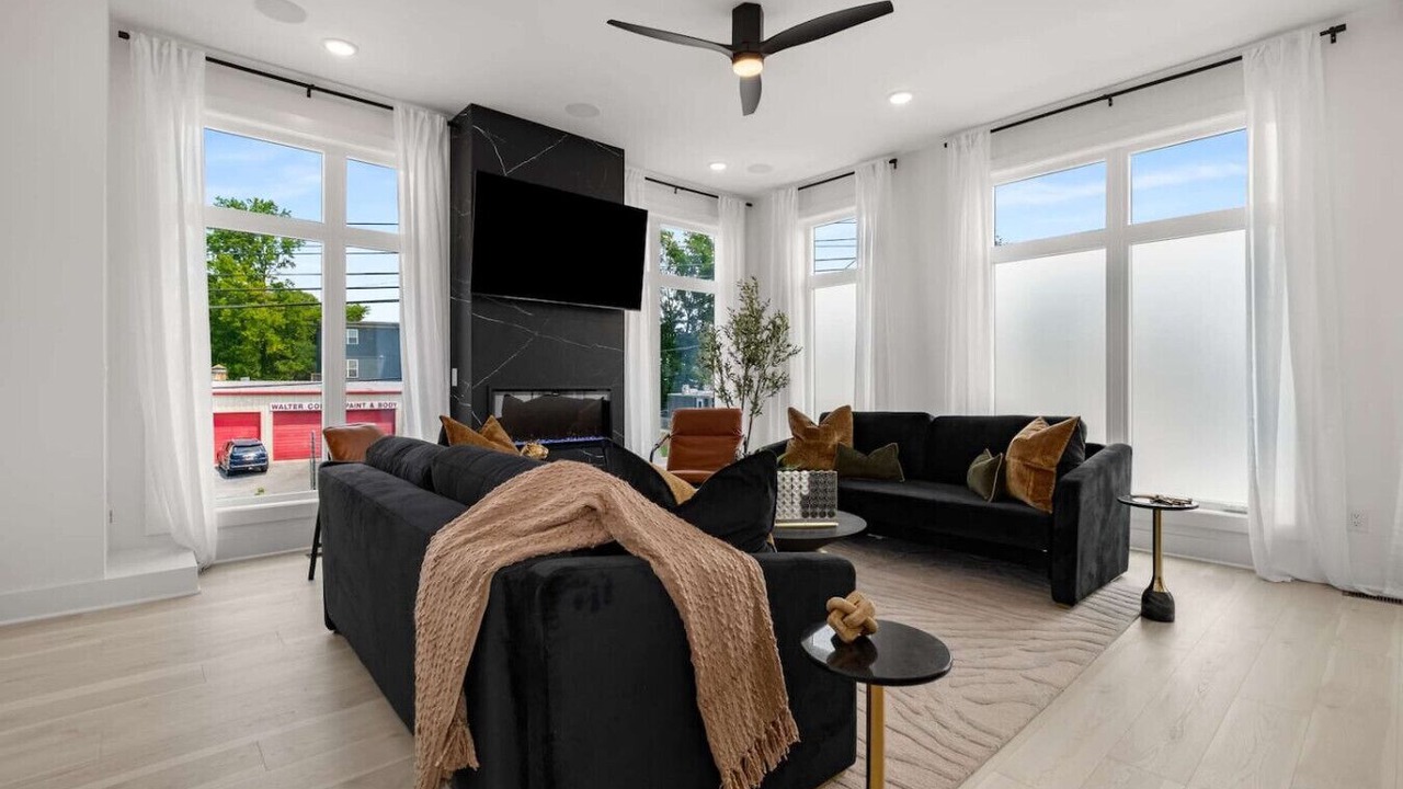 Photo of Livingroom in Cumberland Gardens