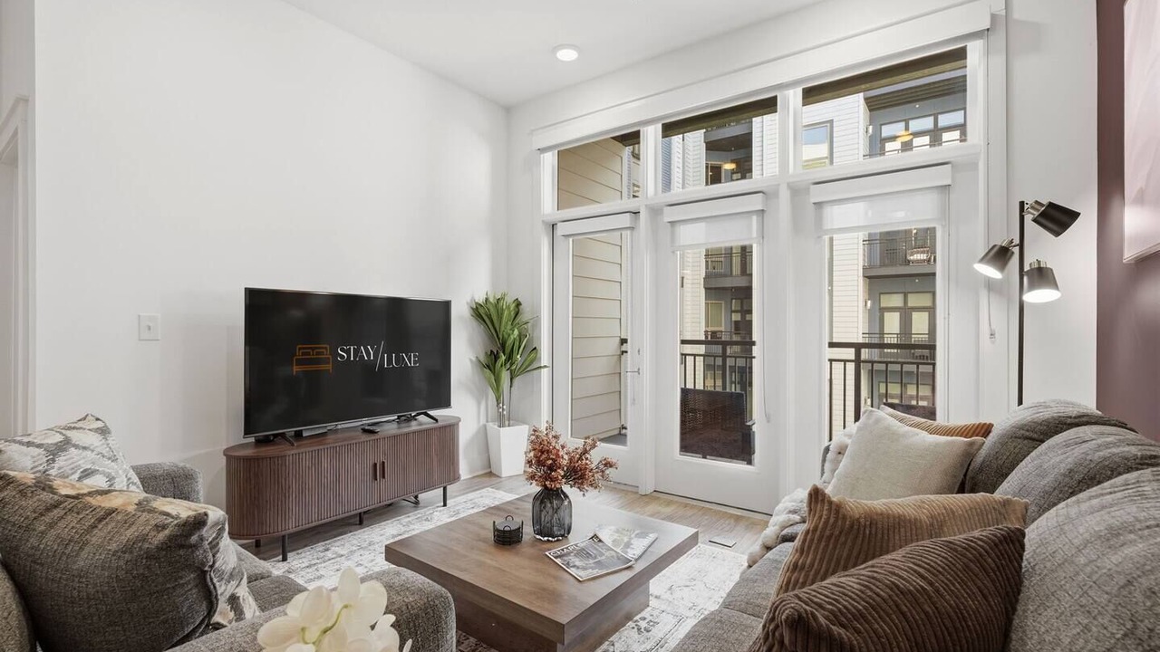 Photo of Livingroom in Second Ward