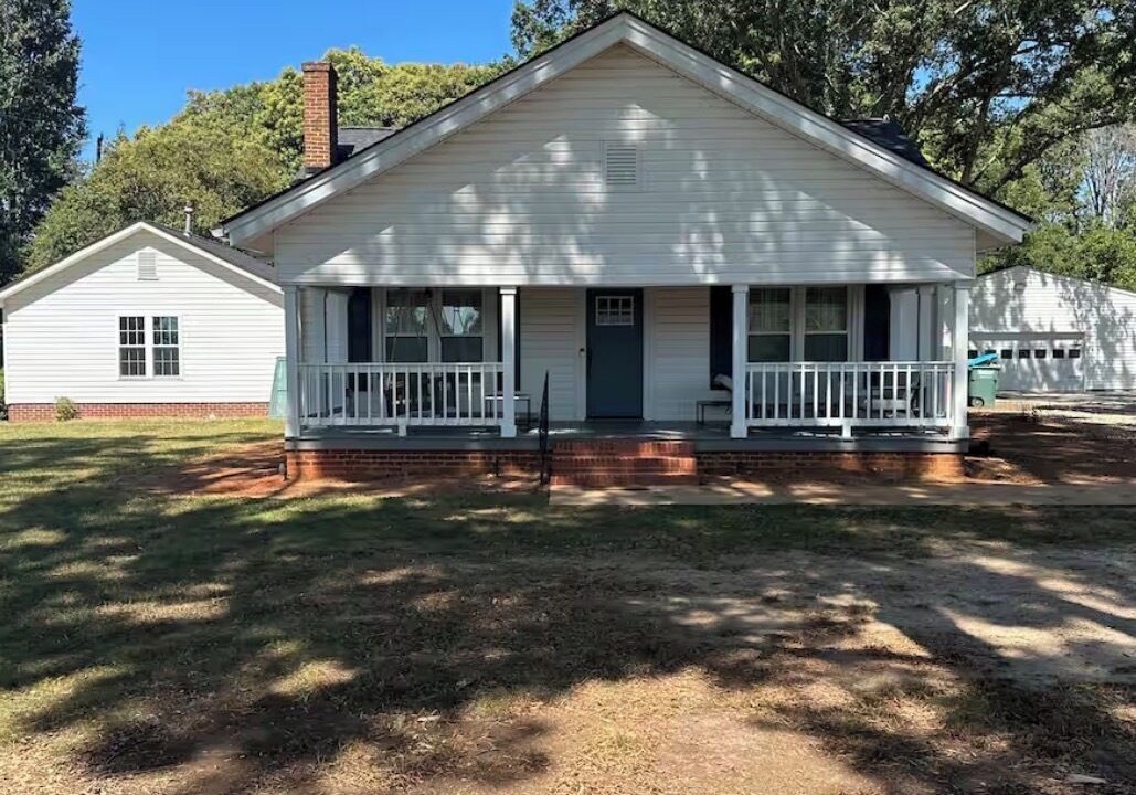 Photo of Outdoor in Matthews