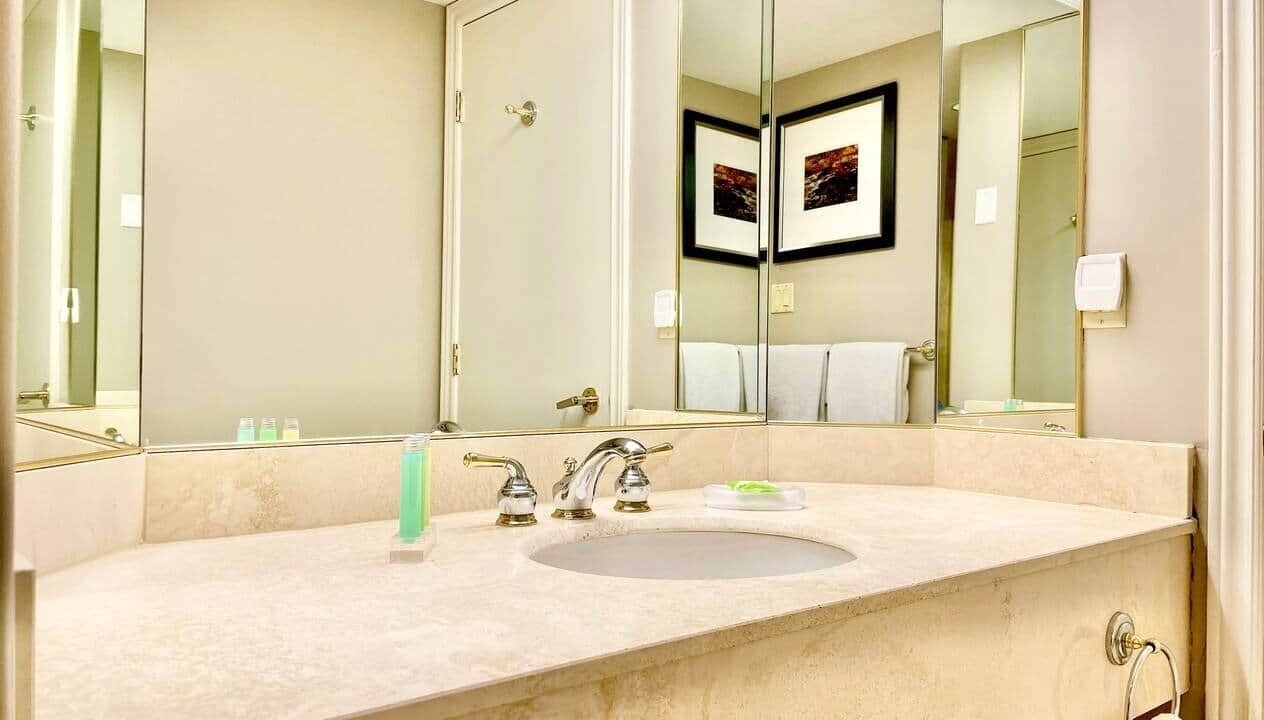Photo of Bathroom in Oro-Medonte