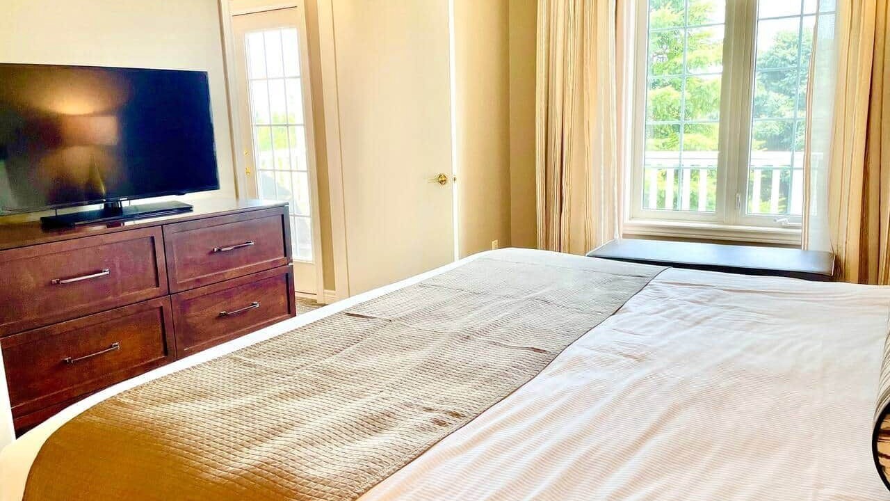 Photo of Bedroom in Oro-Medonte