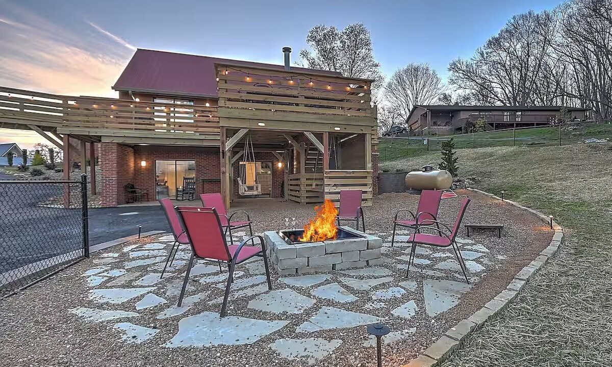 Photo of Outdoor in Oak Grove
