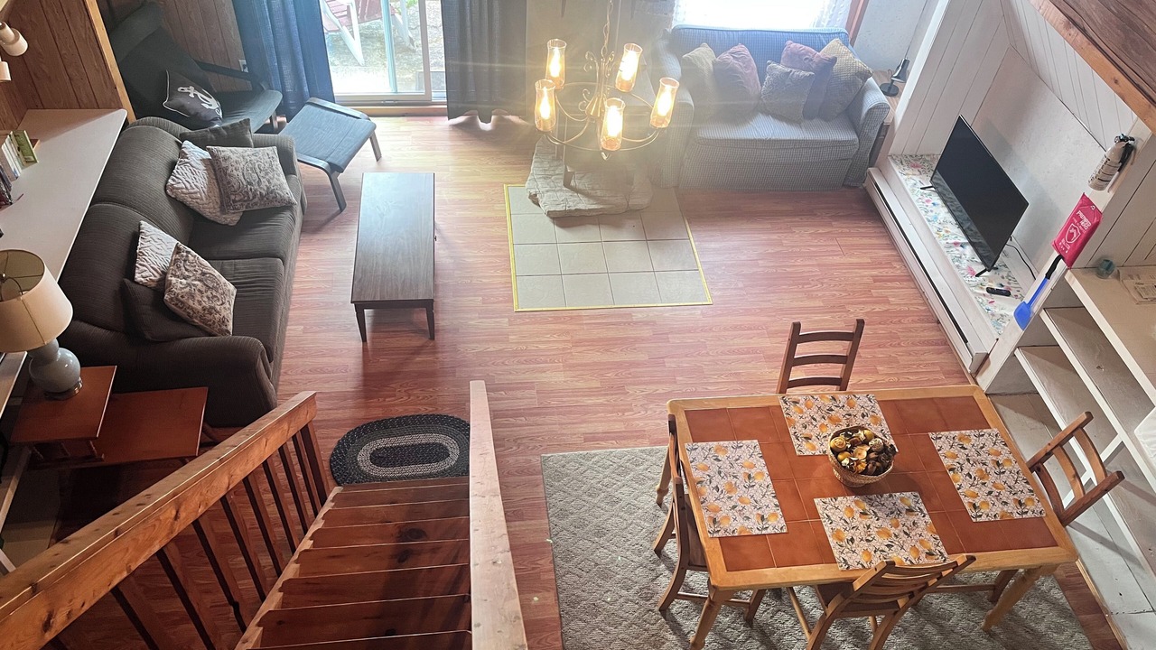 Photo of Livingroom in Manitoulin District