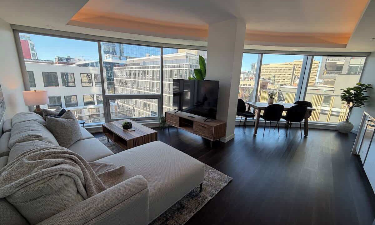 Photo of Livingroom in Downtown Halifax