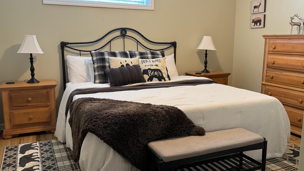 Photo of Bedroom in Bakersville