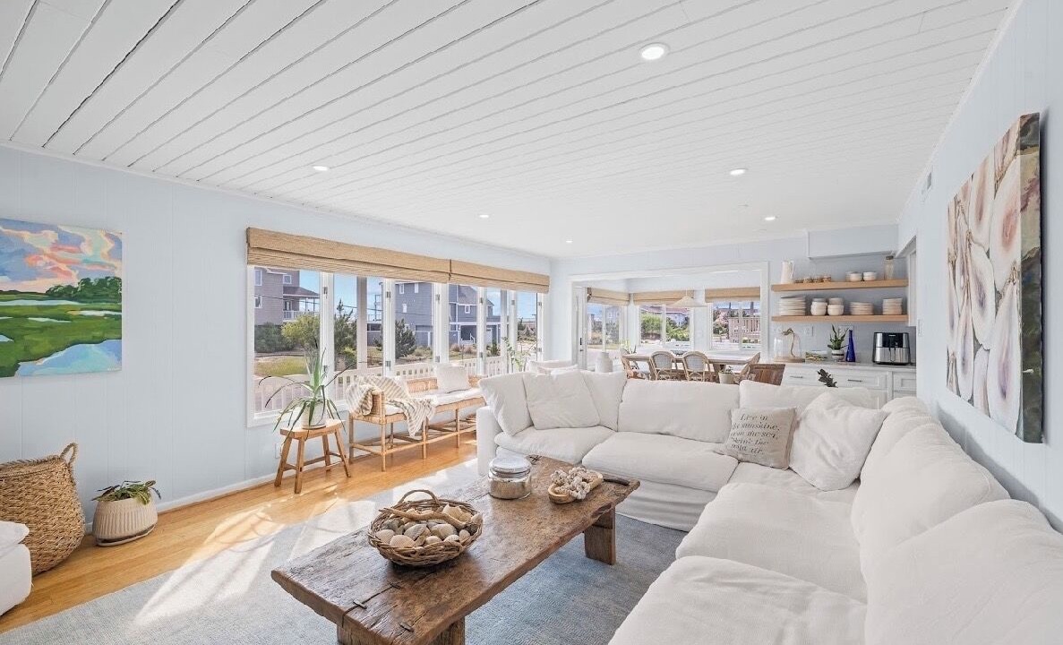 Photo of Livingroom in Sandbridge