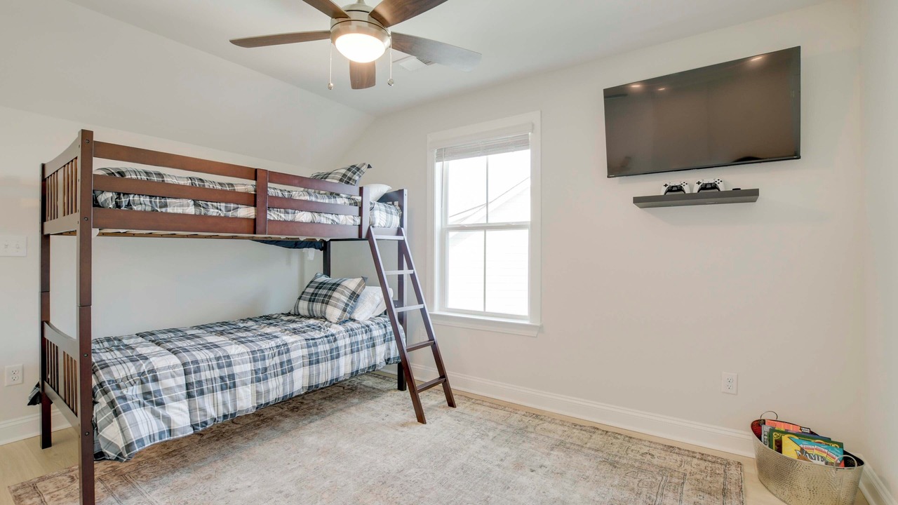 Photo of Bedroom in Greenwood