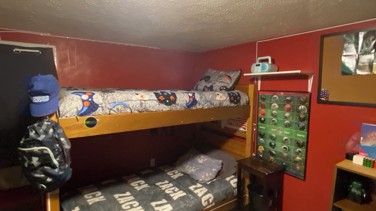 Photo of Bedroom in Madison Heights