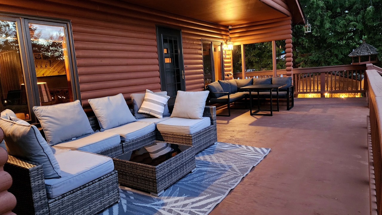 Photo of Patio Balcony in Grand Marais