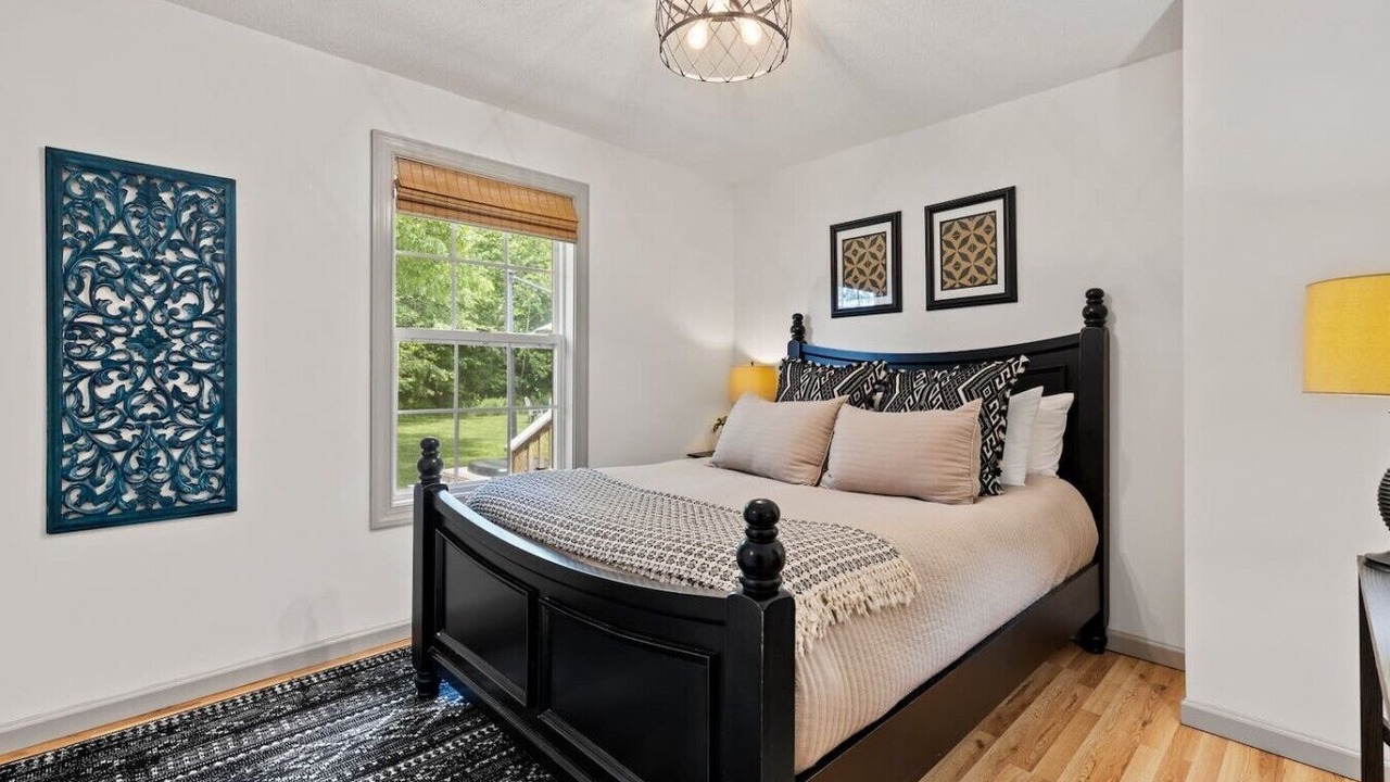 Photo of Bedroom in Arden