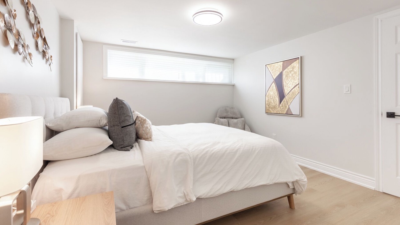 Photo of Bedroom in Richmond Hill