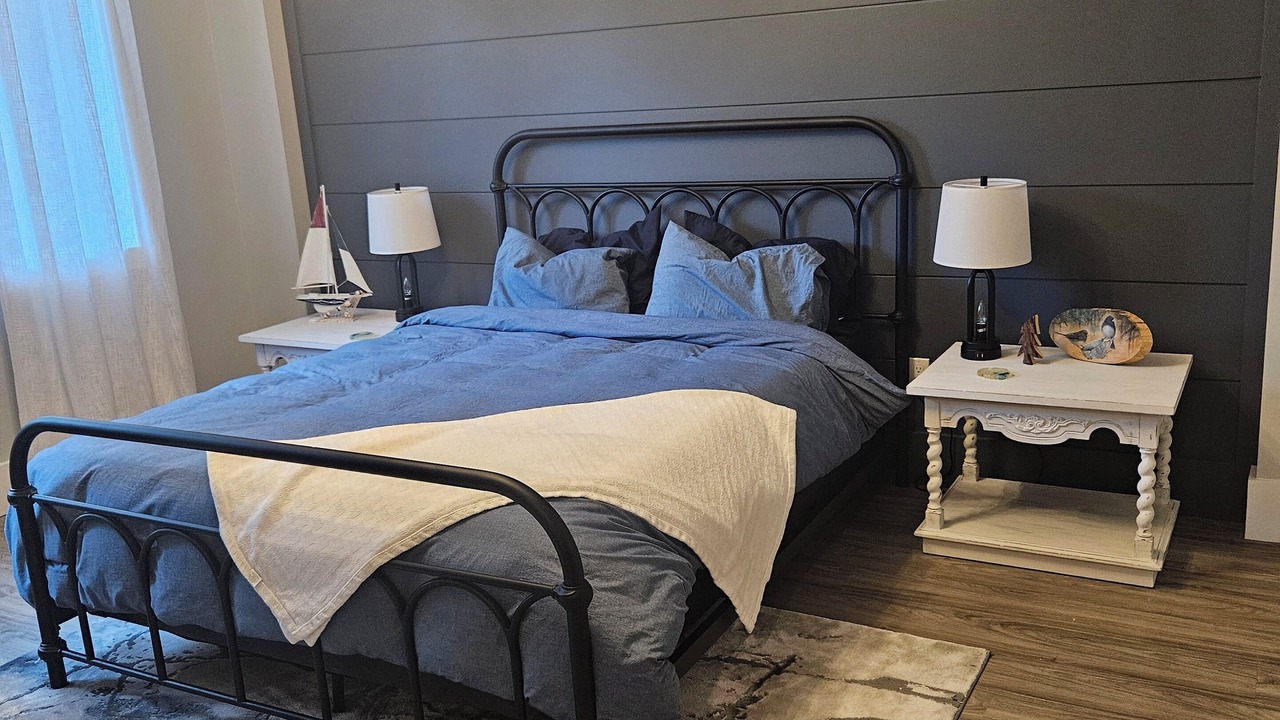 Photo of Bedroom in Armour