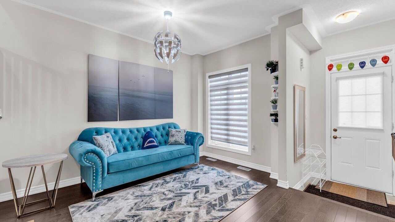 Photo of Livingroom in Mount Pleasant