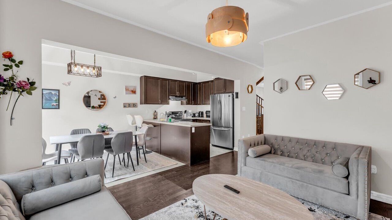 Photo of Livingroom in Mount Pleasant