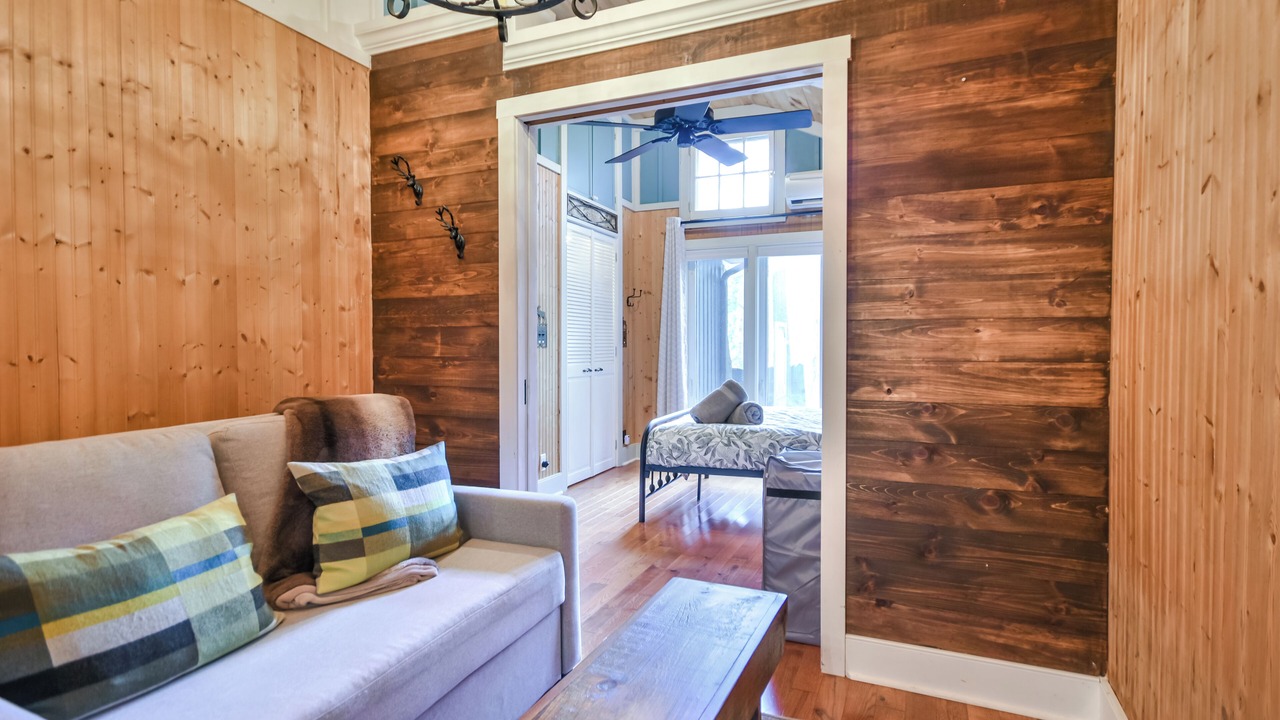 Photo of Livingroom in Washago